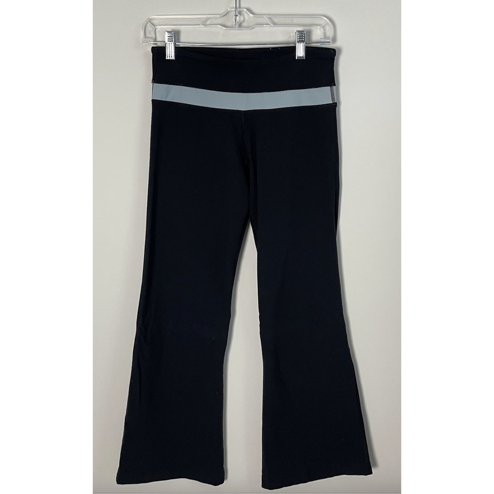 Lululemon‎ OG Luon Groove Pants, Flare, Size 4